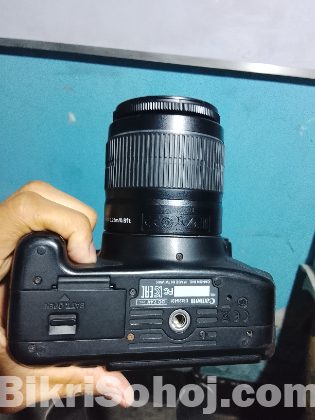 Canon 700d with 18-55 kit lens